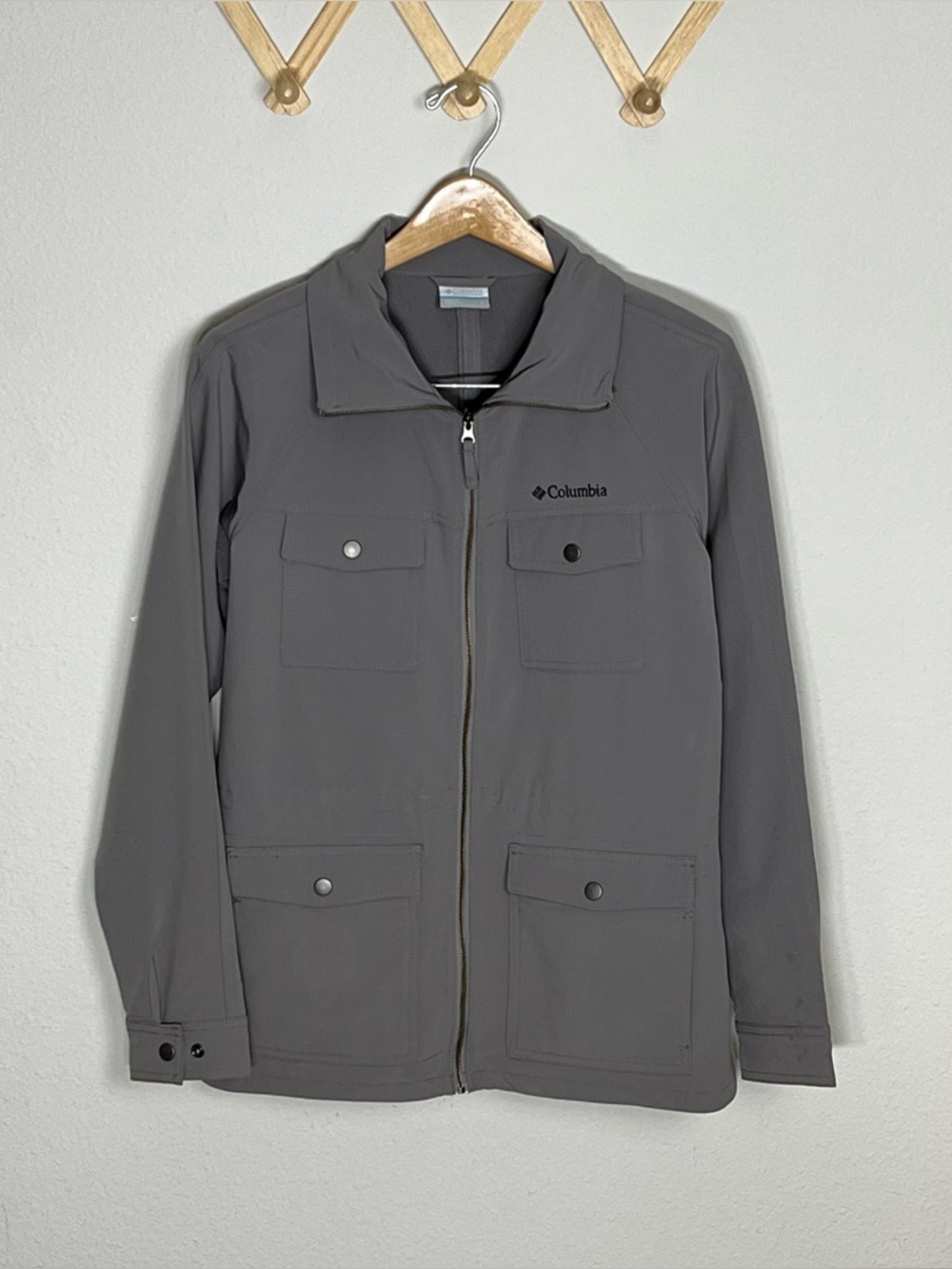 COLUMBIA • women’s phoenix park utility jacket size small